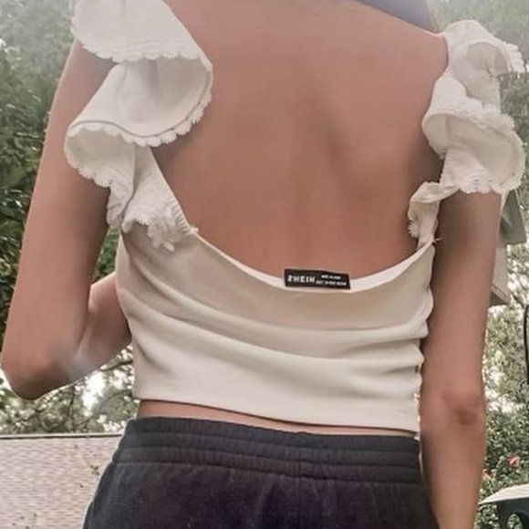 🥑FREE🥑 w/any FP purchase SHEIN Ribbed Daisy Crop Top in White - Picture 2 of 2